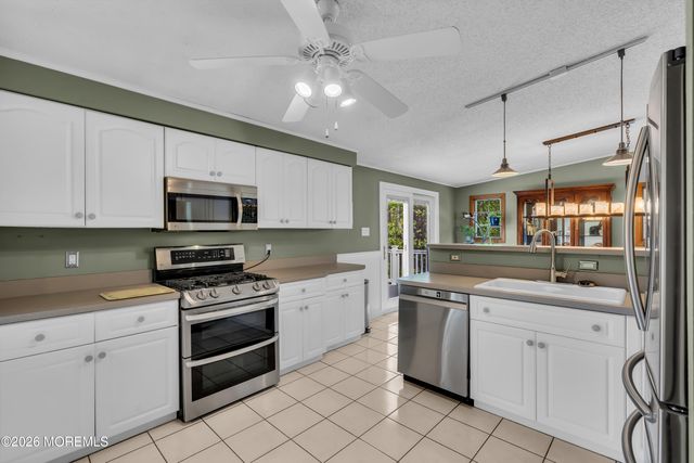 188 N Cooks Bridge Road, Jackson, NJ 08527