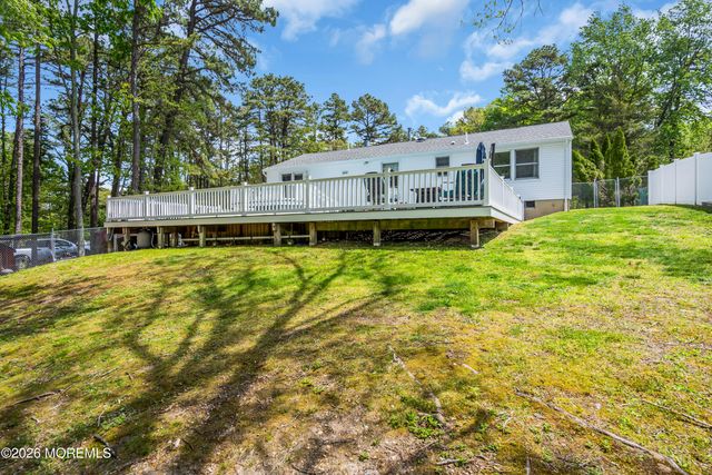 188 N Cooks Bridge Road, Jackson, NJ 08527