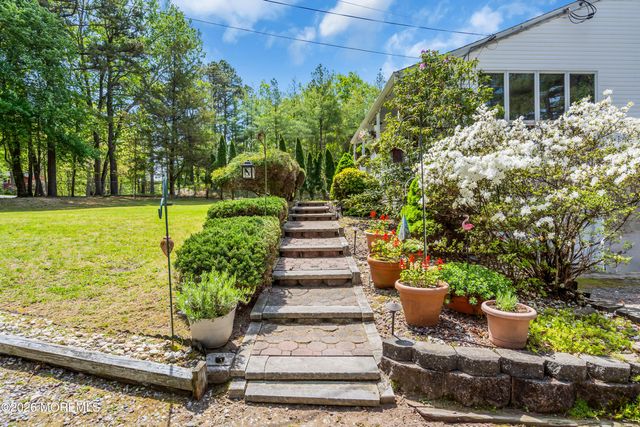 188 N Cooks Bridge Road, Jackson, NJ 08527