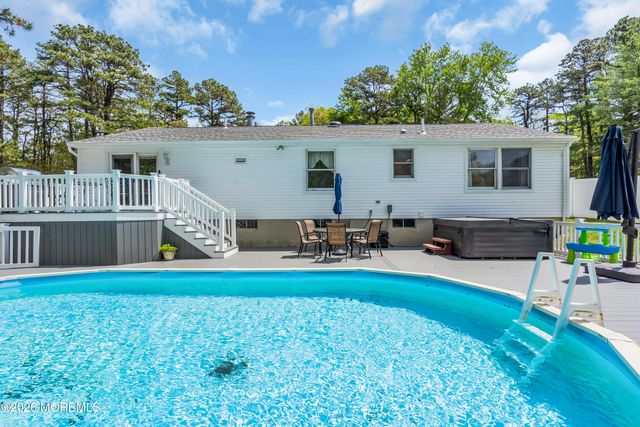 188 N Cooks Bridge Road, Jackson, NJ 08527