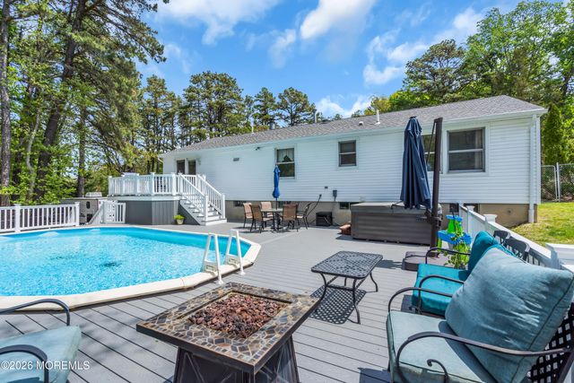 188 N Cooks Bridge Road, Jackson, NJ 08527