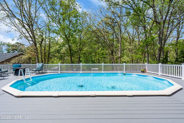 188 N Cooks Bridge Road, Jackson, NJ 08527
