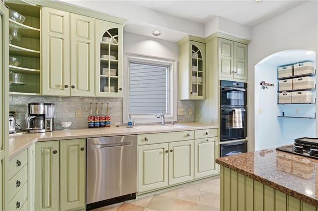 1343 McElroy Mountain Drive, Jasper, GA 30143