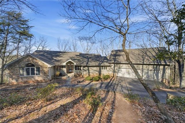 1343 McElroy Mountain Drive, Jasper, GA 30143