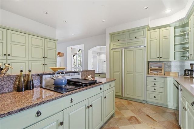 1343 McElroy Mountain Drive, Jasper, GA 30143