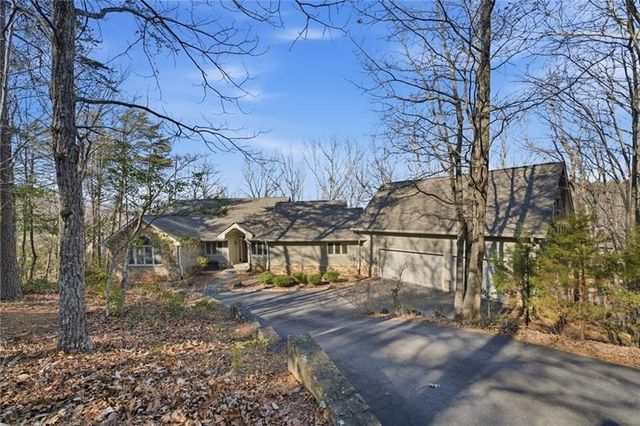 1343 McElroy Mountain Drive, Jasper, GA 30143