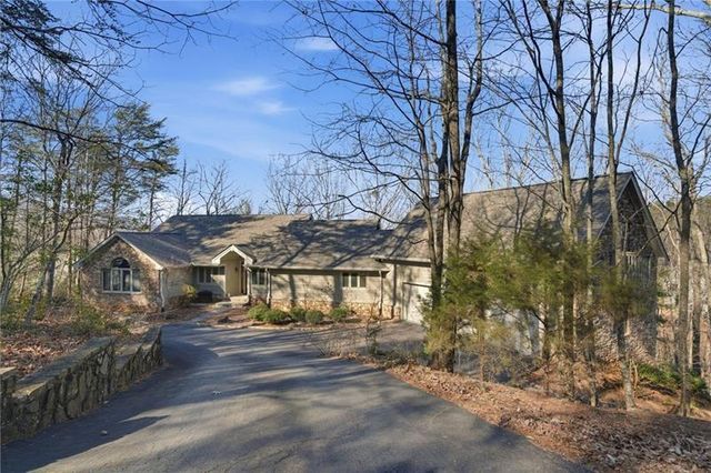 1343 McElroy Mountain Drive, Jasper, GA 30143