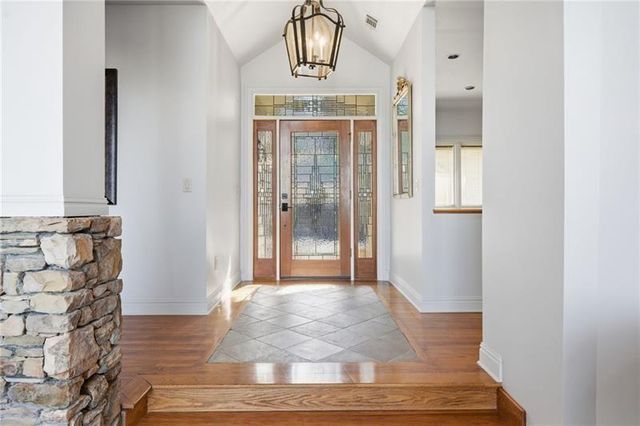1343 McElroy Mountain Drive, Jasper, GA 30143