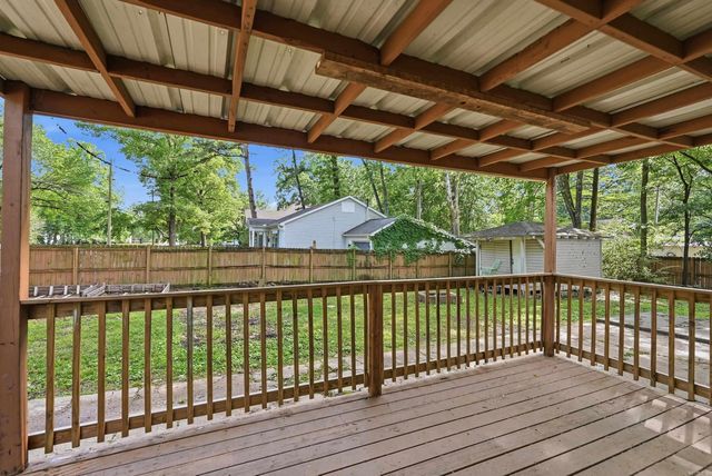 1117 Weems St, Conway, AR 72034
