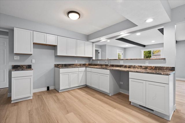 712 William AVENUE, Fond Du Lac, WI 54935