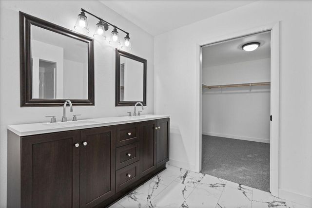 712 William AVENUE, Fond Du Lac, WI 54935