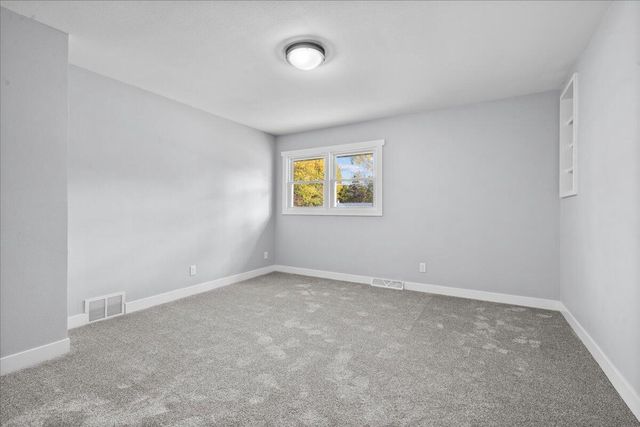 712 William AVENUE, Fond Du Lac, WI 54935