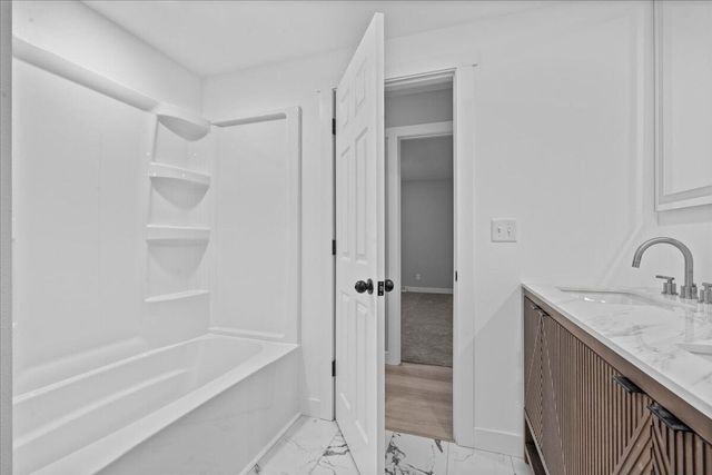 712 William AVENUE, Fond Du Lac, WI 54935