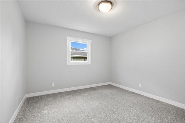 712 William AVENUE, Fond Du Lac, WI 54935