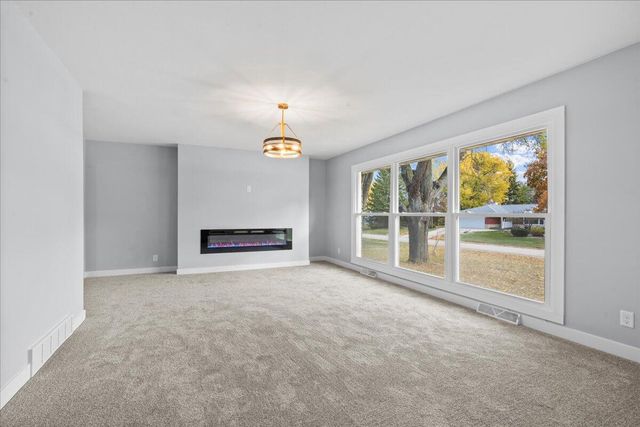 712 William AVENUE, Fond Du Lac, WI 54935