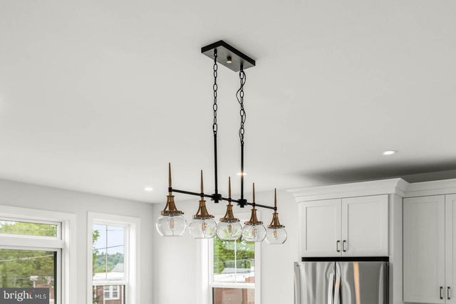 1975 WEST AVE, Conshohocken, PA 19428