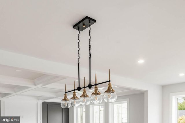 1975 WEST AVE, Conshohocken, PA 19428