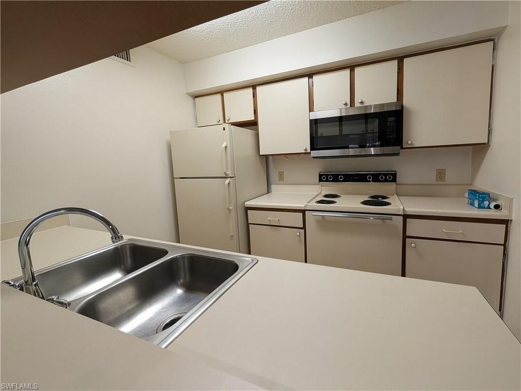 5305 Summerlin RD 514, FORT MYERS, FL 33919 — photo 4