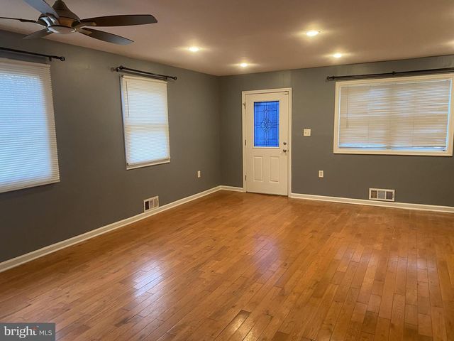 2312 WYNGATE RD, Suitland, MD 20746