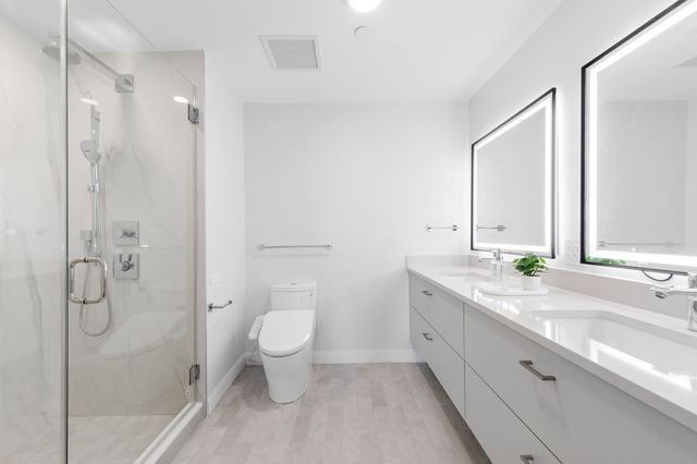 610 Hammond St 204, Brookline, MA 02467