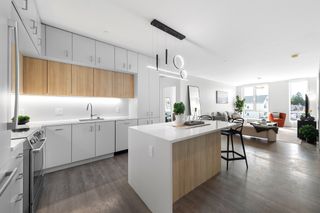 610 Hammond St 204, Brookline, MA 02467