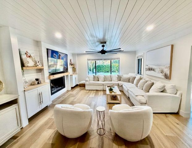 4415 River Pines Court, Tequesta, FL 33469