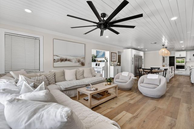 4415 River Pines Court, Tequesta, FL 33469