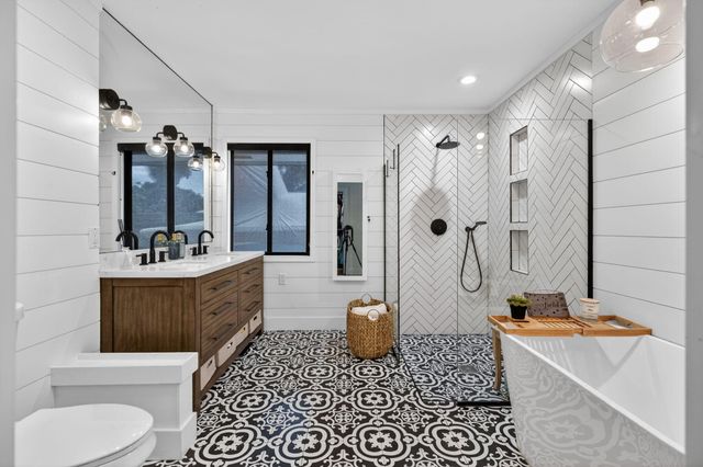 4415 River Pines Court, Tequesta, FL 33469