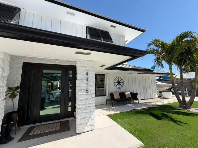 4415 River Pines Court, Tequesta, FL 33469