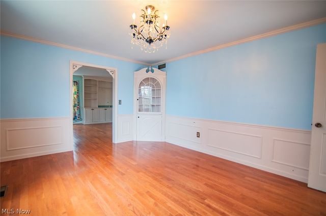 32 Ashwood Place, Vienna, WV 26105