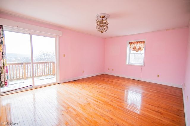 32 Ashwood Place, Vienna, WV 26105