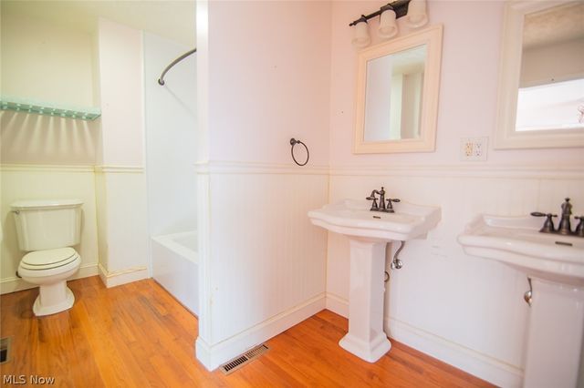 32 Ashwood Place, Vienna, WV 26105