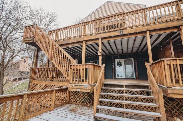 32 Ashwood Place, Vienna, WV 26105