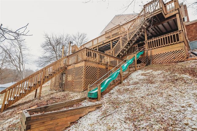 32 Ashwood Place, Vienna, WV 26105