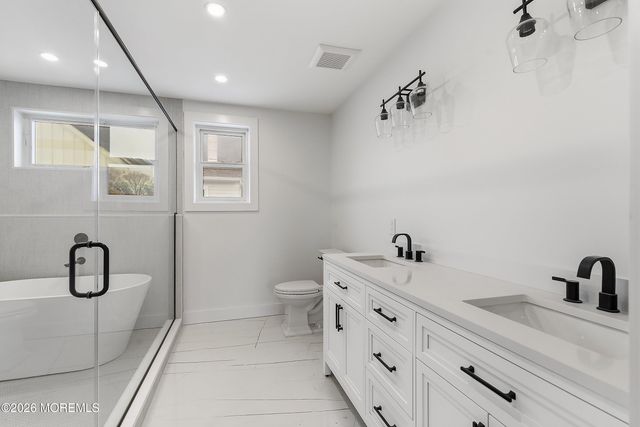 54 W Washington Avenue, Atlantic Highlands, NJ 07716