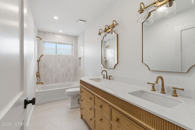 54 W Washington Avenue, Atlantic Highlands, NJ 07716