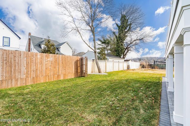 54 W Washington Avenue, Atlantic Highlands, NJ 07716