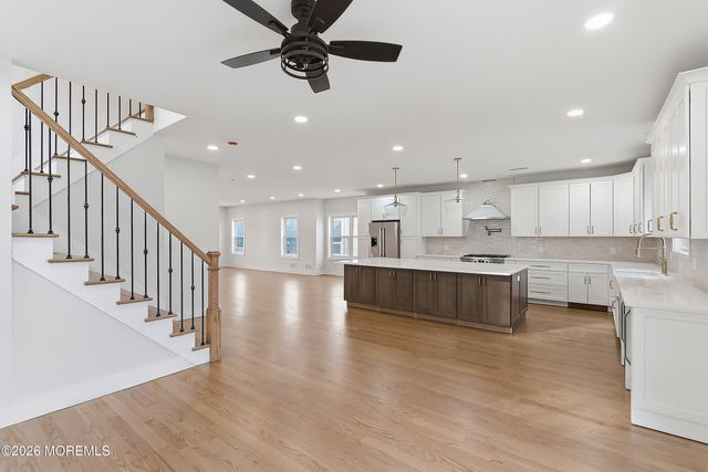 54 W Washington Avenue, Atlantic Highlands, NJ 07716