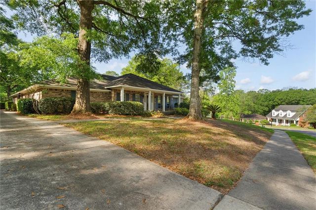 5721 Blue Ridge N Drive, Mobile, AL 36693