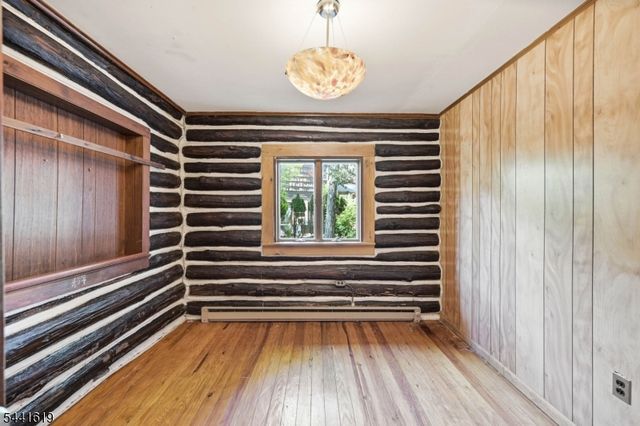 16 Allegheny Ave, West Milford Twp., NJ 07480