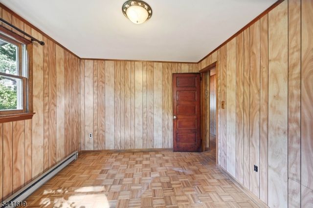 16 Allegheny Ave, West Milford Twp., NJ 07480