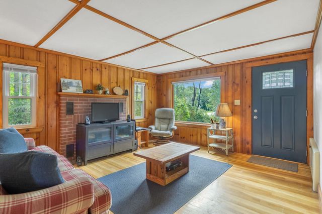 87 Piscataqua Road, Durham, NH 03824