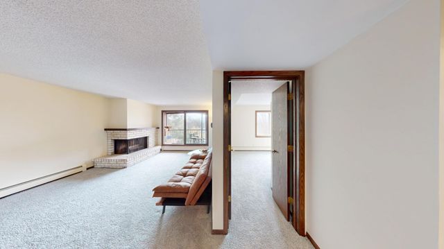 4710 58th Avenue N 301, Crystal, MN 55429