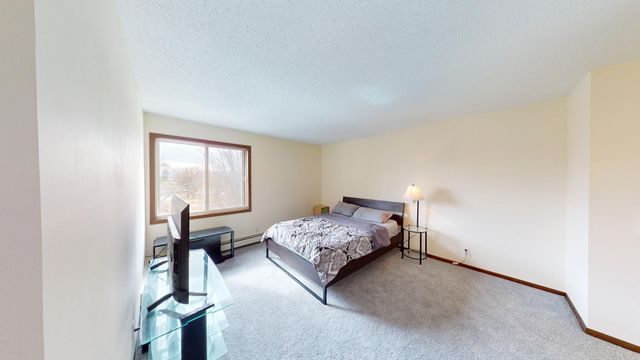 4710 58th Avenue N 301, Crystal, MN 55429