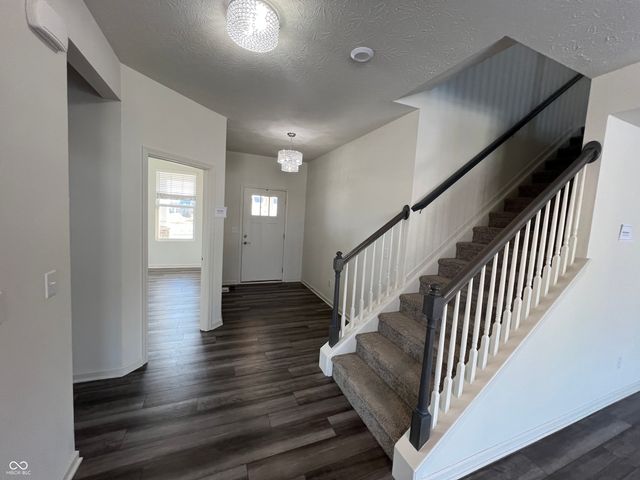 5374 Noble Crossing Parkway W, Noblesville, IN 46062