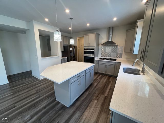 5374 Noble Crossing Parkway W, Noblesville, IN 46062