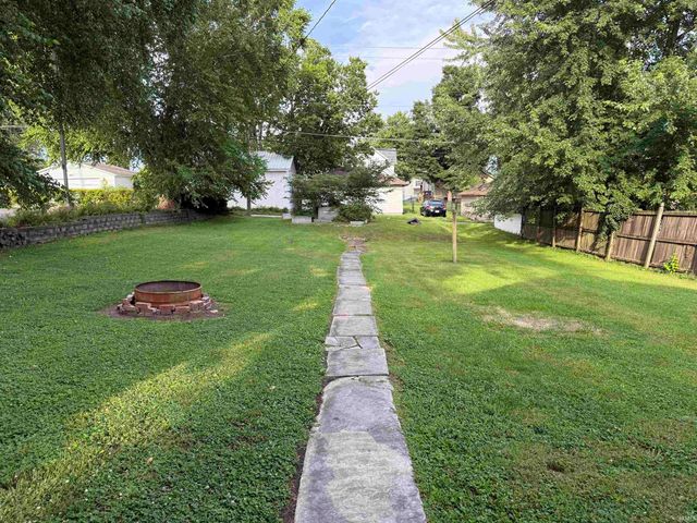1822 I Street, Bedford, IN 47421