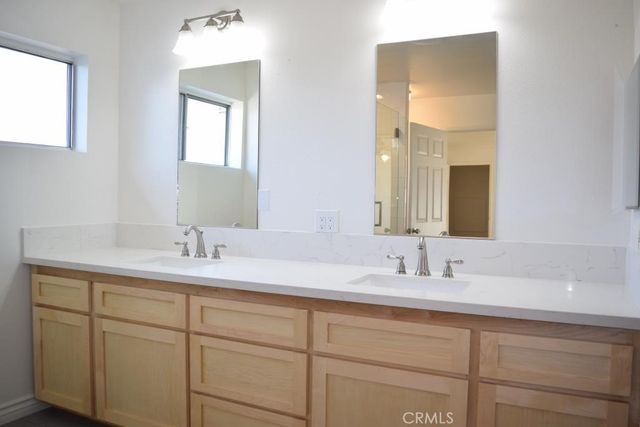 25420 Via Impreso, Valencia, CA 91355