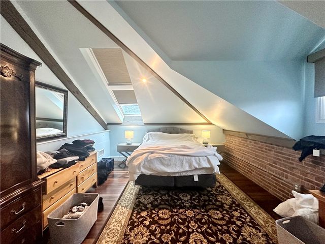 10 Young Street 3, Newport, RI 02840