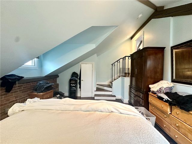 10 Young Street 3, Newport, RI 02840